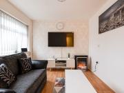2 Bed Flat, Totland Close, M12