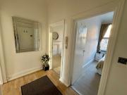 2 Bed Flat, Warwick Road, SW5