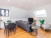 2 Bed Flat, Waterhouse Way, SO15