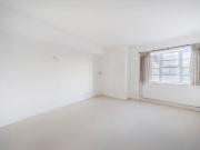 2 Bed Flat, Winchester Court, W8