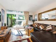 2 Bed flat with Garden, 2 mins from Clapham Common