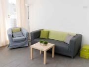 2 Bed Flat with Study F Has an Apartment