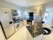 2 Bed Furnished Apartment for Rent in Sandhurst