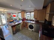 2 bed garden flat in south croydon