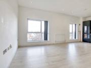 2 bed ground floor flat to rent in Coleman Road,...