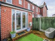 2 bed house for sale