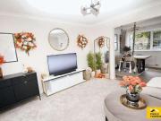 2 bed house for sale