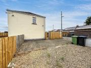 2 bed house for sale