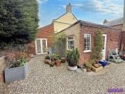 2 bed house for sale