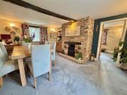 2 bed house for sale