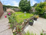 2 bed house for sale