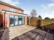 2 bed house for sale