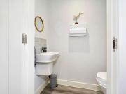 2 bed house for sale