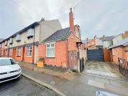 2 bed house for sale