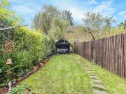 2 bed house for sale