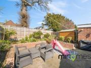 2 bed house for sale
