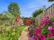 2 bed house for sale