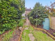 2 bed house for sale