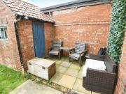 2 bed house for sale