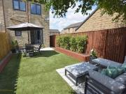 2 bed house for sale