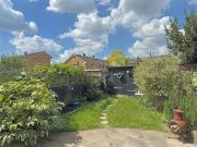 2 bed house for sale