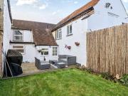 2 bed house for sale