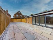 2 bed house for sale