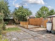 2 bed house for sale