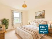 2 bed house for sale