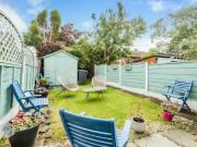 2 bed house for sale
