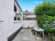 2 bed house for sale