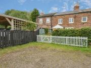 2 bed house for sale