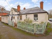 2 bed house for sale