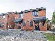 2 bed house to rent in Turnberry Avenue, NE24