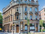 2 bed located within a bank conversion close to Hornsey...