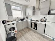 2 bed lower flat to rent in NE24