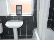 2 Bed Lower Ground Floor Flat, Hampstead Road NE4 @...