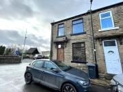 2 bed Mid Terraced House to rent in Shipley West...