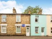 2 bed Mid Terraced House to rent in Cambridge...