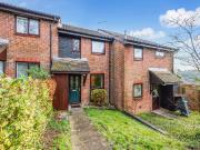 2 bed Mid Terraced House to rent in Harestock Hampshire,...