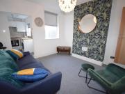 2 bed Mid Terraced House to rent in Derby Derbyshire,...