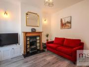 2 bed Mid Terraced House to rent in Nottingham...