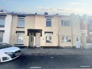2 bed Mid Terraced House to rent in Portsmouth...