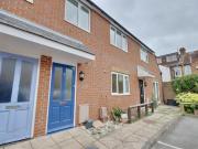 2 bed Mid Terraced House to rent in Portsmouth...