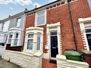2 bed Mid Terraced House to rent in Portsmouth...