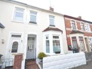 2 bed Mid Terraced House to rent in Cardiff South...