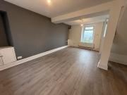 2 bed Mid Terraced House to rent in Swansea West...
