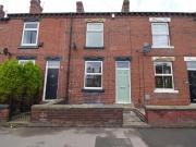 2 bed Mid Terraced House to rent in Wakefield West...