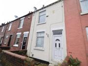 2 bed Mid Terraced House to rent in Wakefield West...