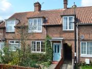 2 bed Mid Terraced House to rent in York North...